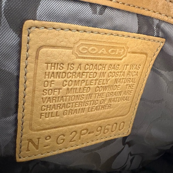 Vintage Coach Mustard Leather Tote No. G2P-9600 Like New - Picture 4 of 6